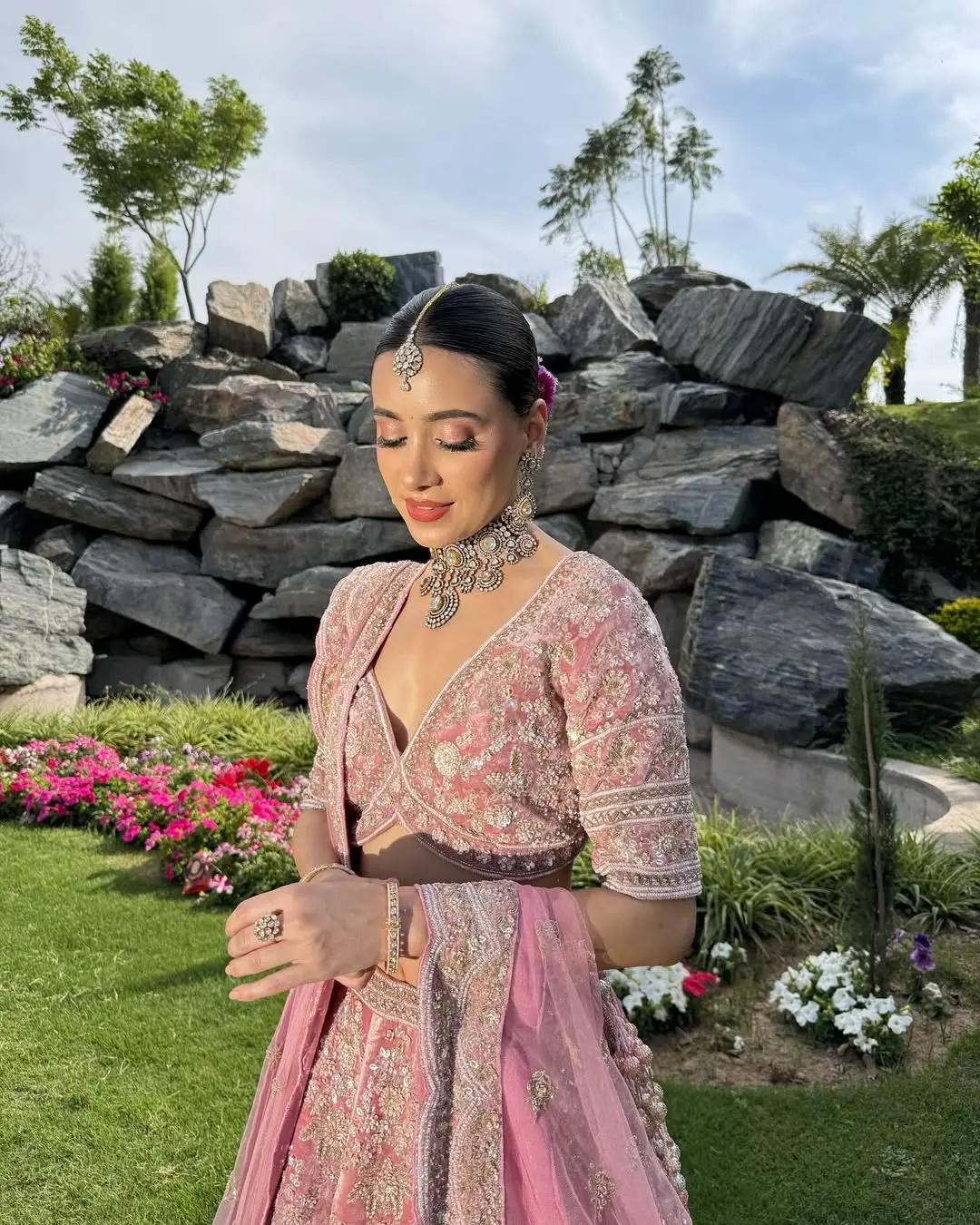 SaveVid.Net_436838585_2117057725347680_1622866241161984472_n